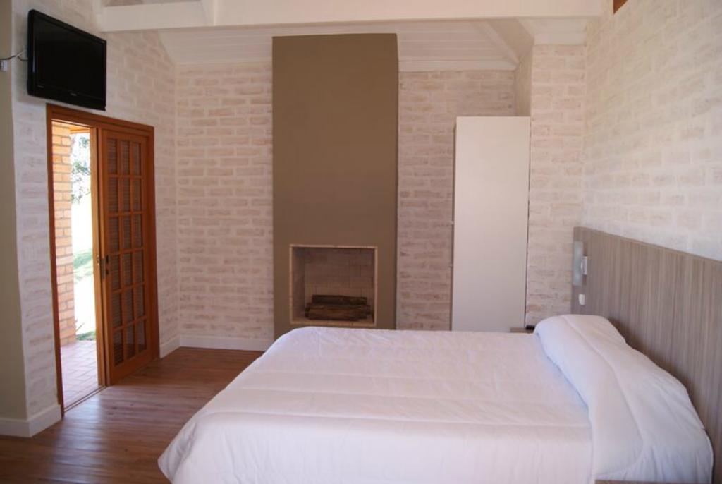 Hotel Pousada Agua Da Mina มงชิซิเอา ภายนอก รูปภาพ